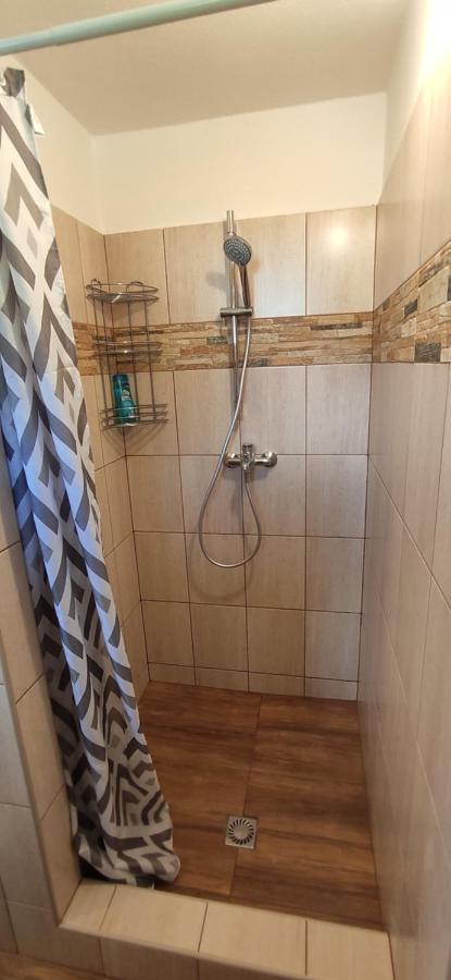 Chata Marecek - V Lesni Osade U Reky Luznice Skalice Buitenkant foto